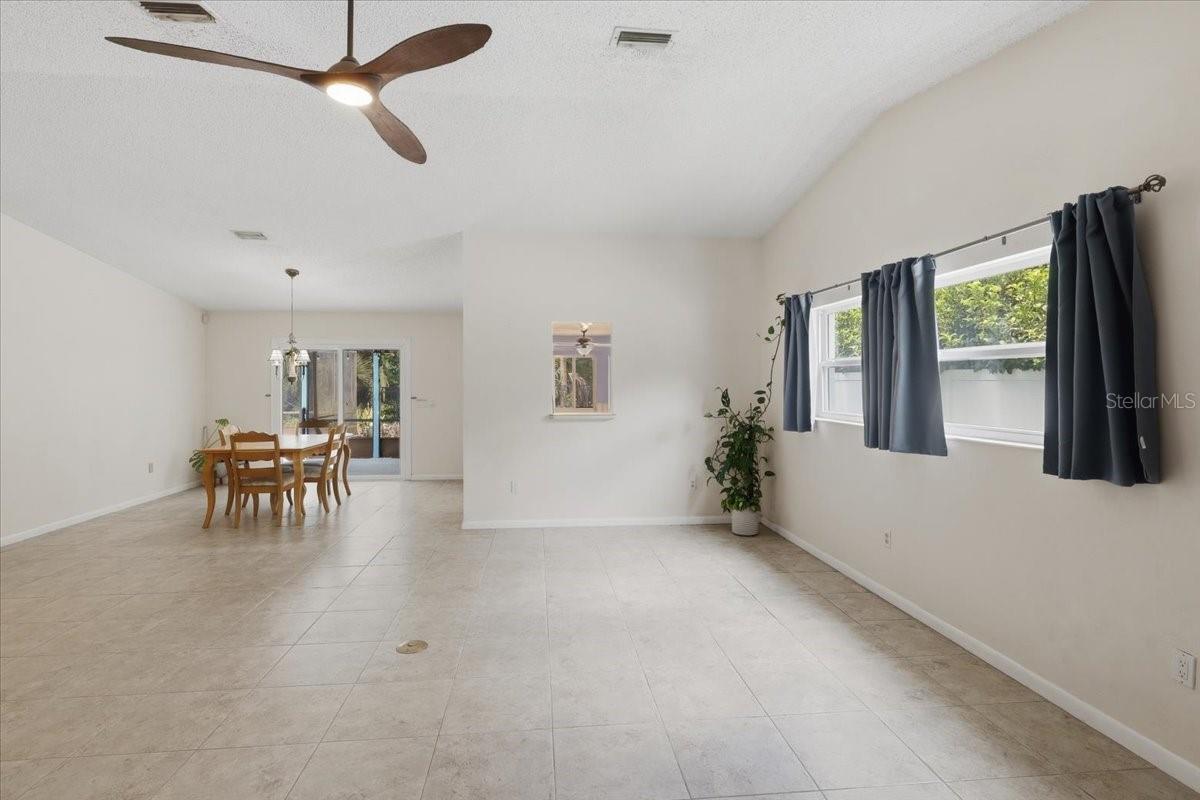 15 Wasserman Dr Property Photo 6