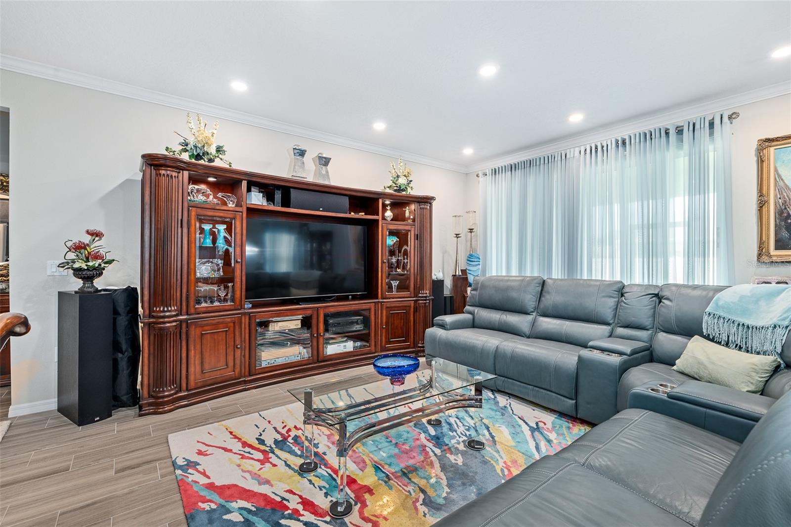 1 Lyons Pl Property Photo 16