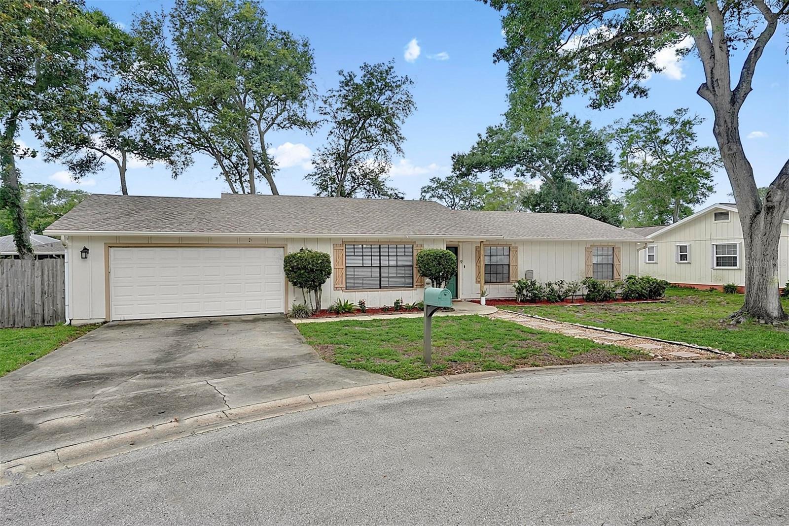 9 Bridget Ter Property Photo 1