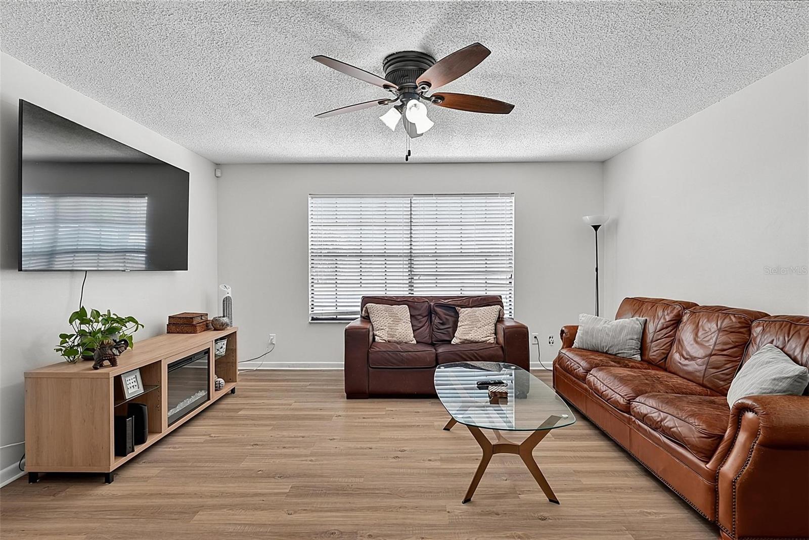 9 Bridget Ter Property Photo 3