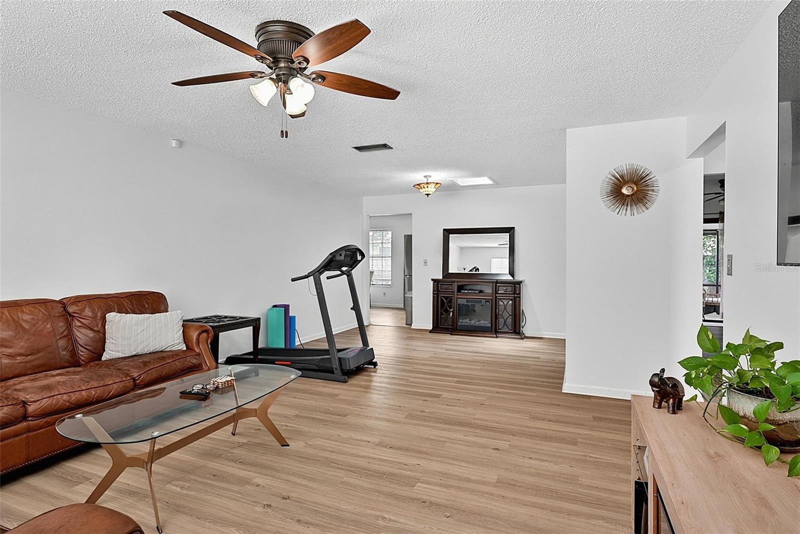 9 Bridget Ter Property Photo 13