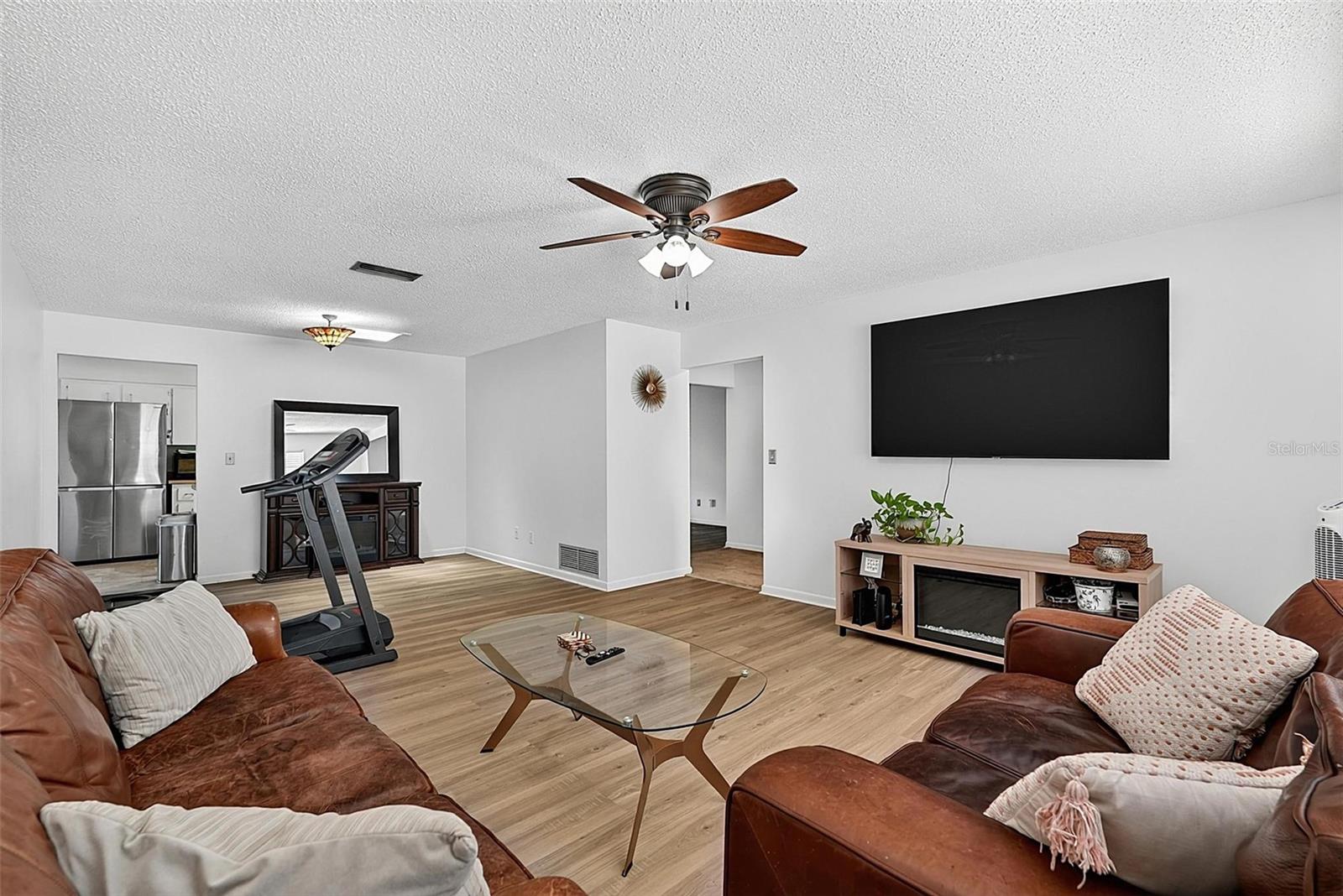 9 Bridget Ter Property Photo 14