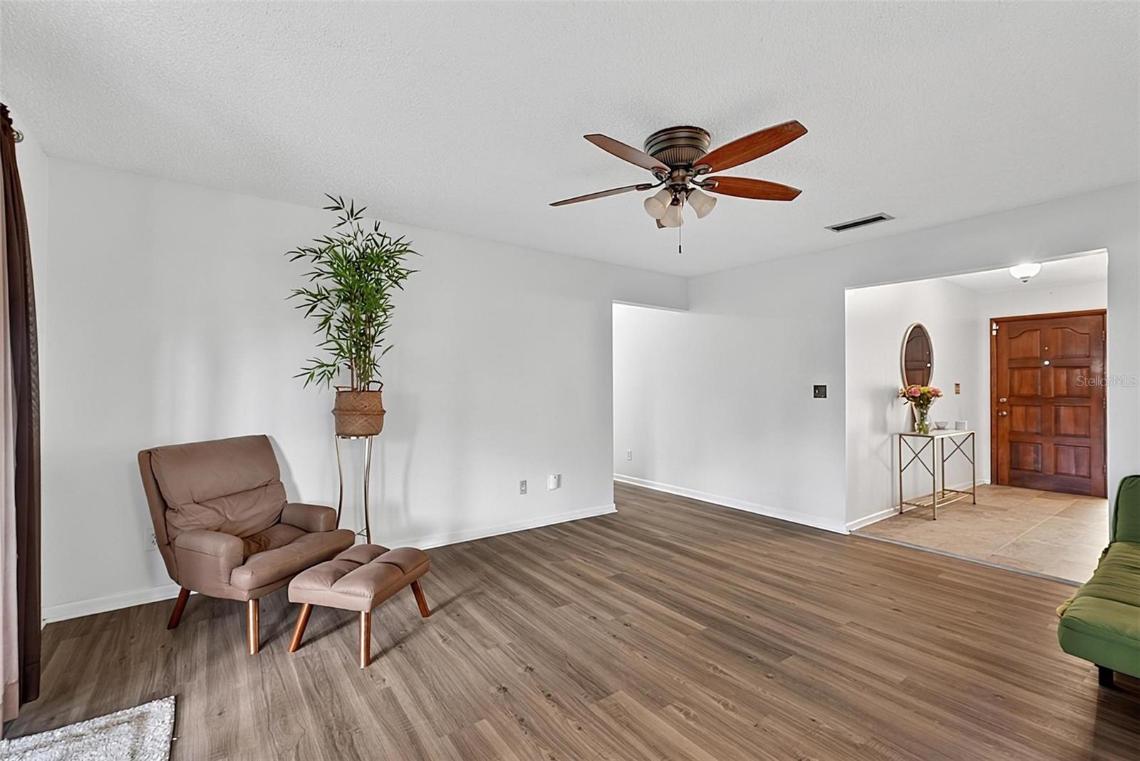 9 Bridget Ter Property Photo 26
