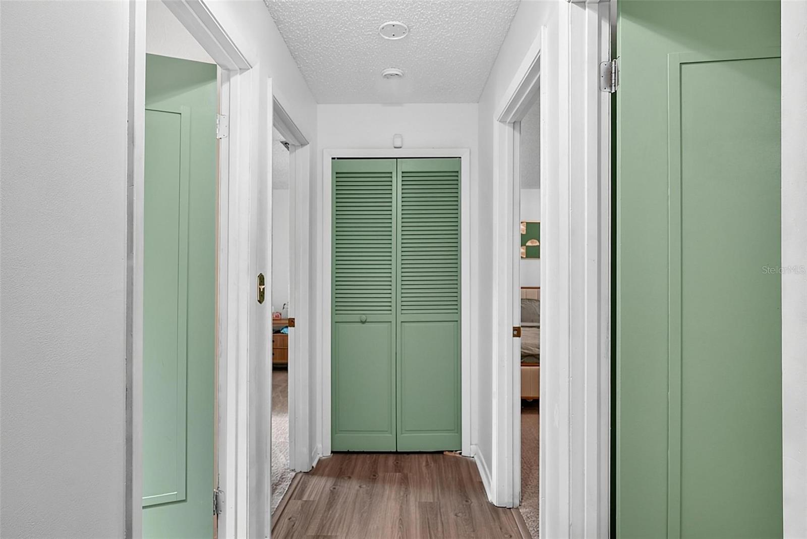 9 Bridget Ter Property Photo 28