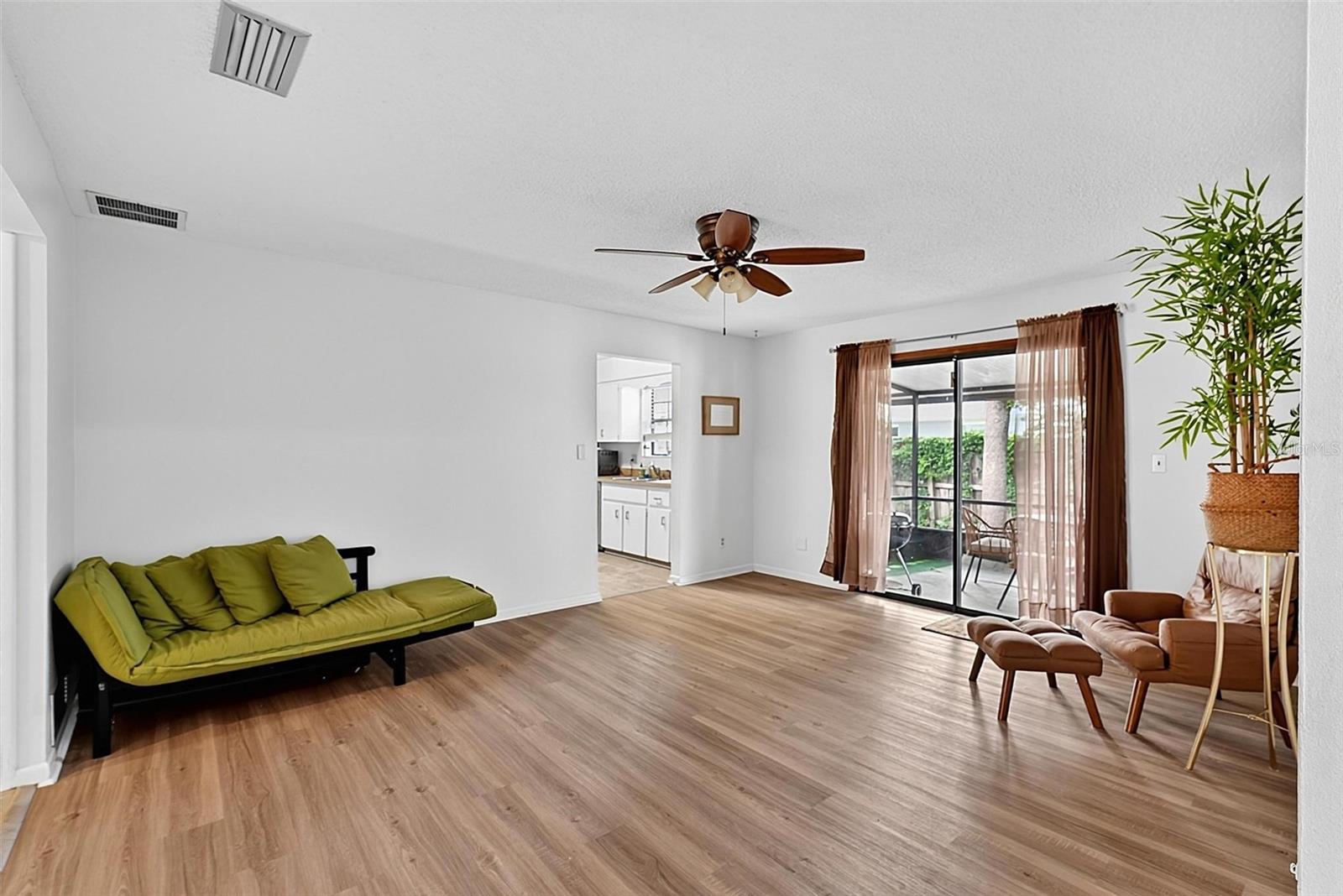 9 Bridget Ter Property Photo 43