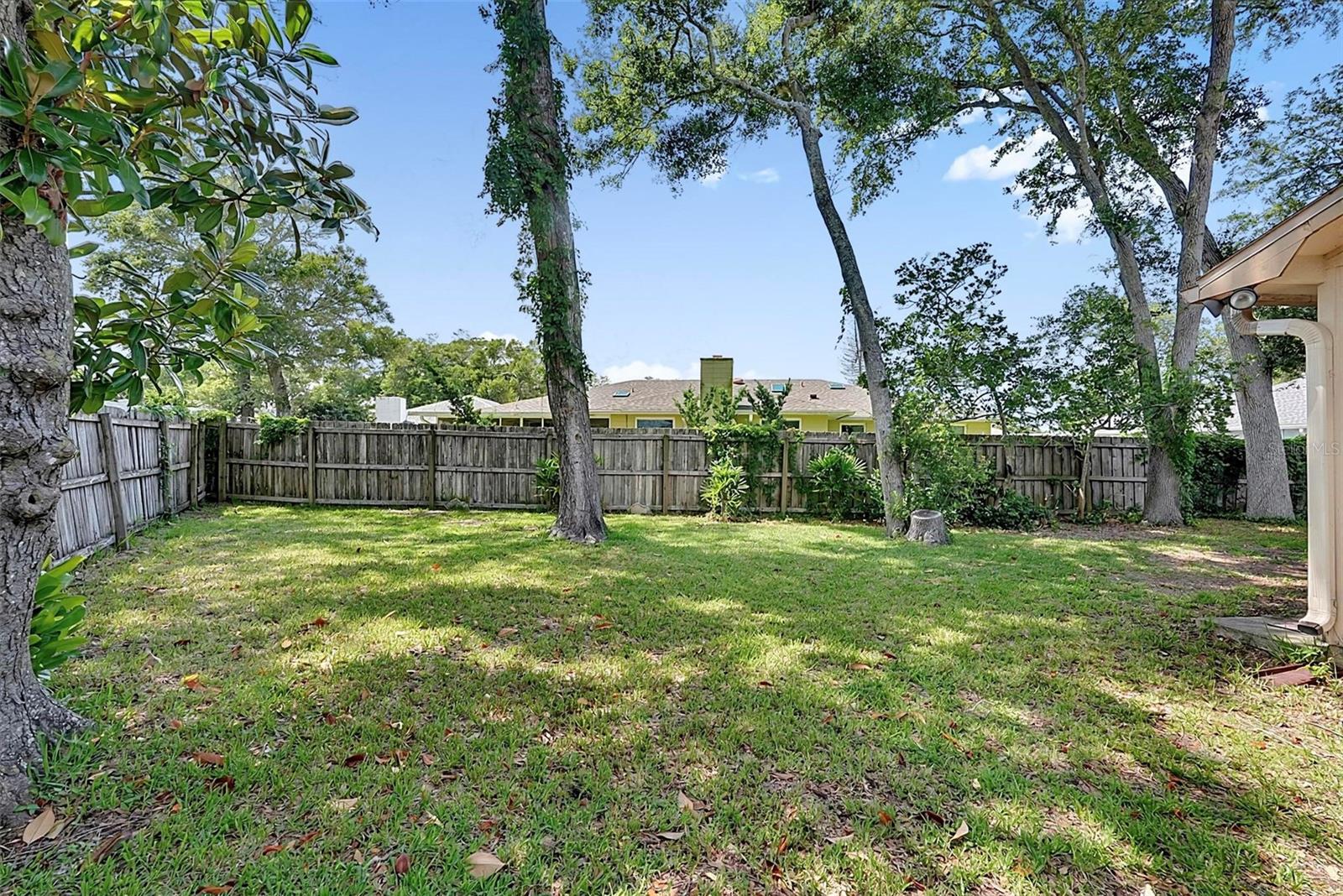 9 Bridget Ter Property Photo 44