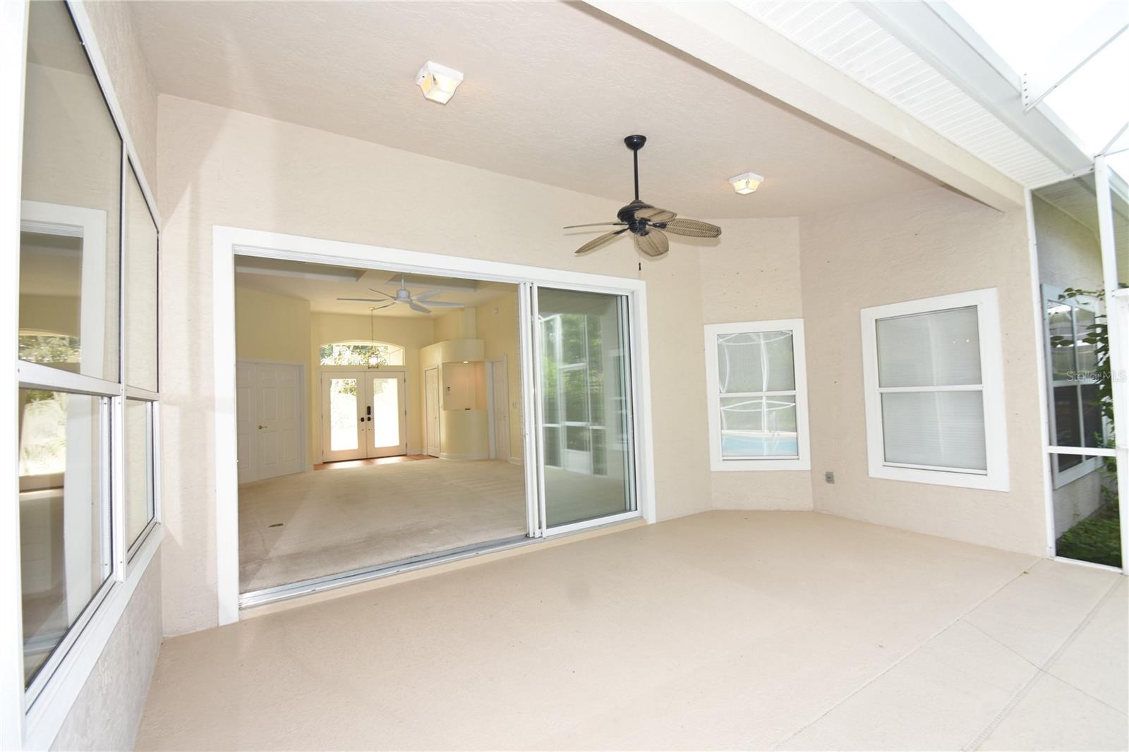 1216 Hampstead Ln Property Photo 24