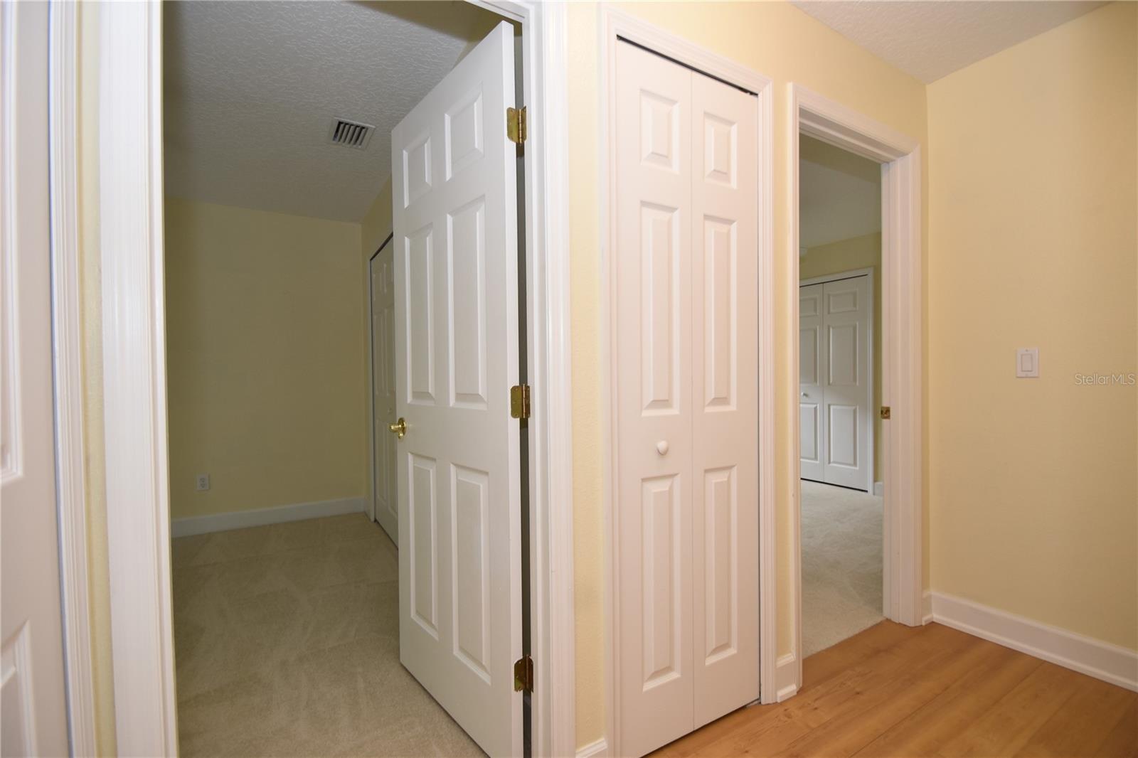 1216 Hampstead Ln Property Photo 31