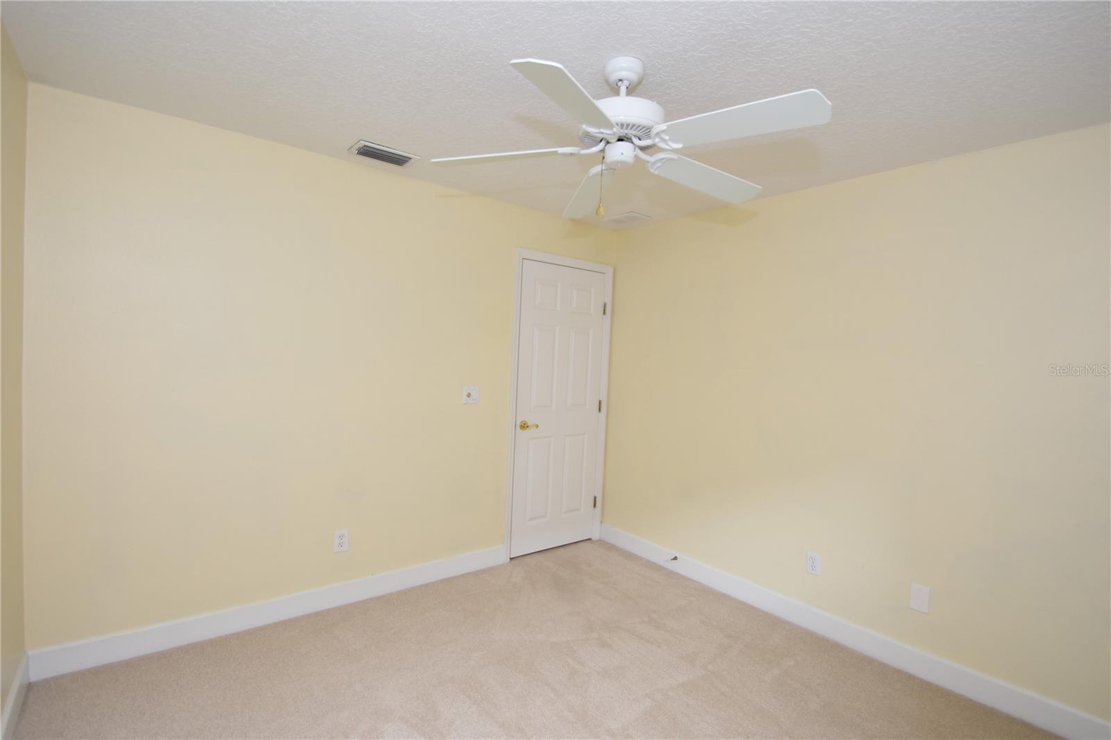 1216 Hampstead Ln Property Photo 37