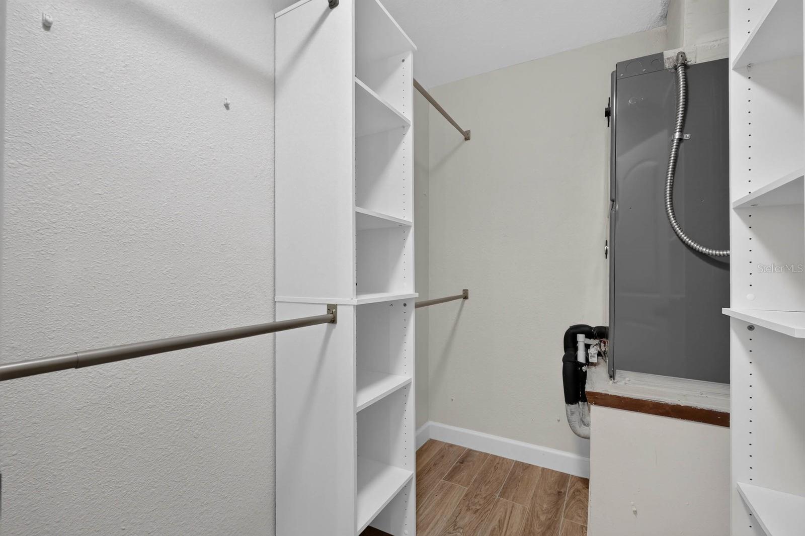 600 Sea Gull Ct Property Photo 37