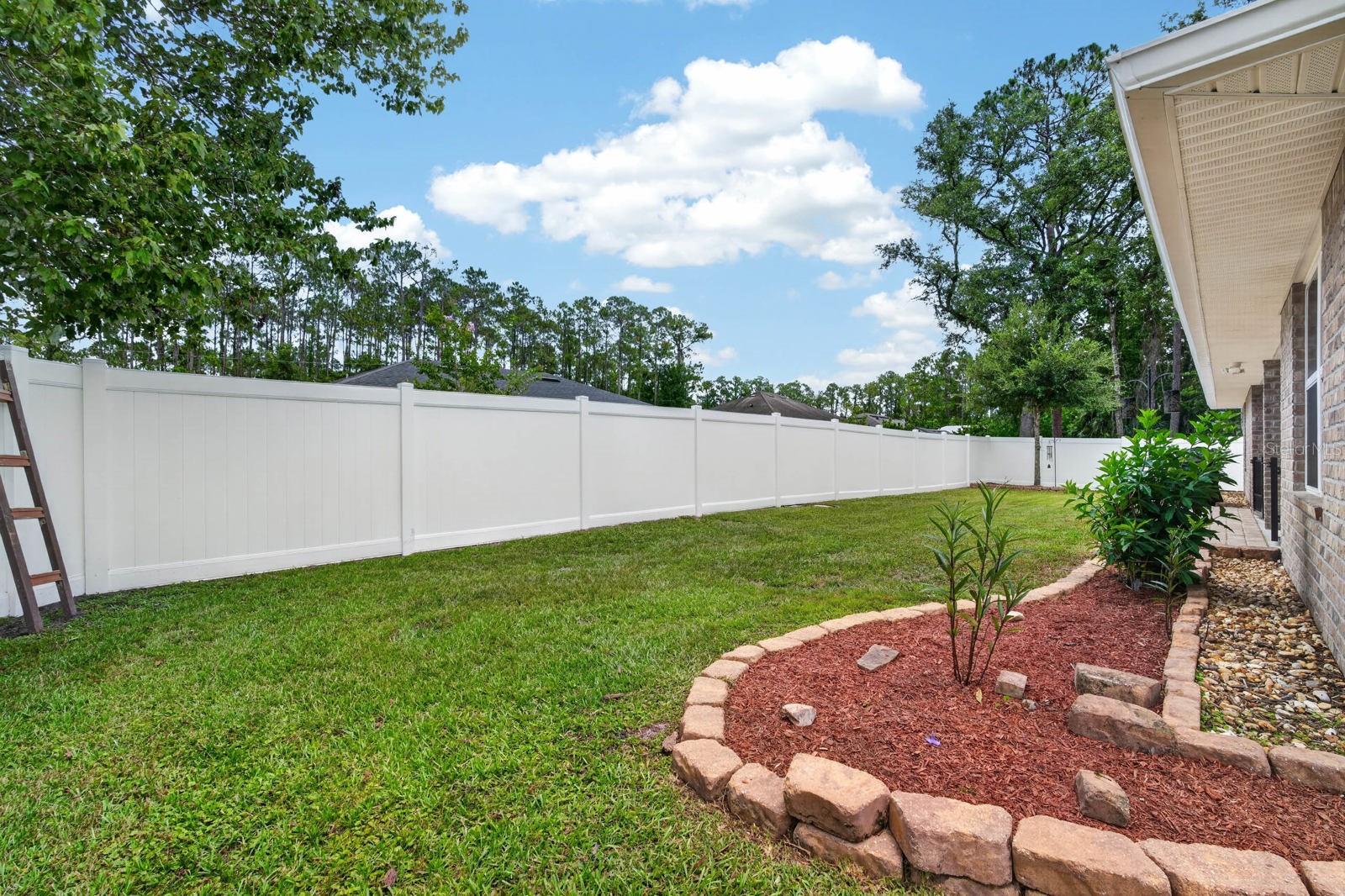 24 Lincoln Ln Property Photo 43