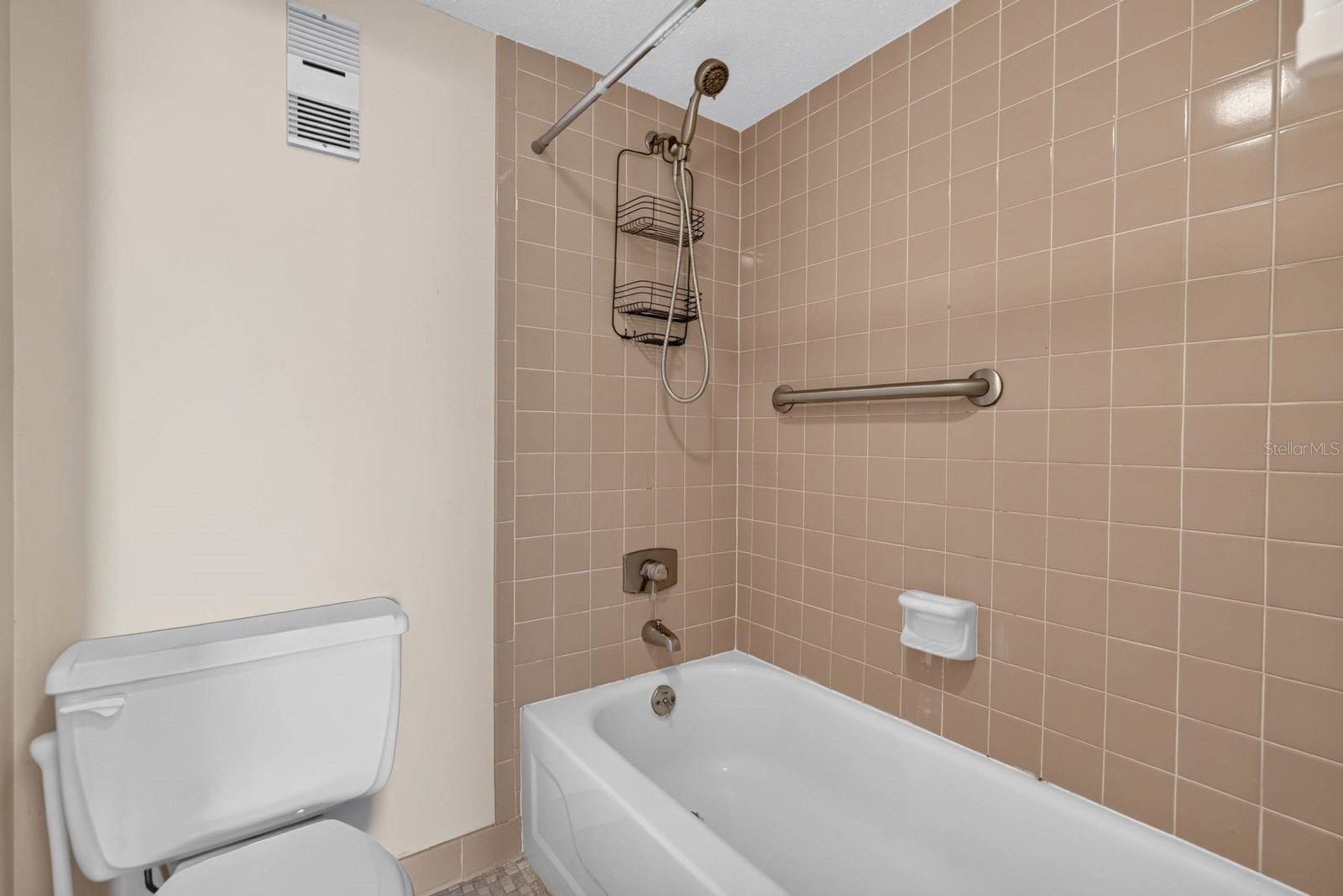925 N Halifax Ave #710 Property Photo 20