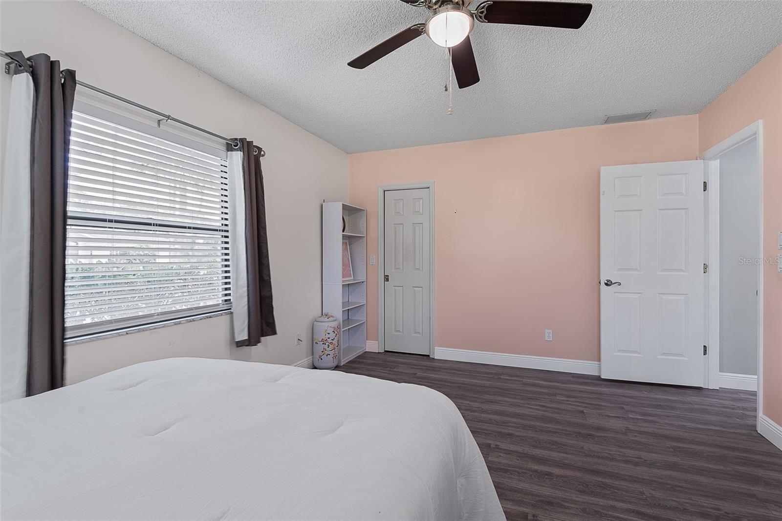 3 Echo Woods Way Property Photo 37