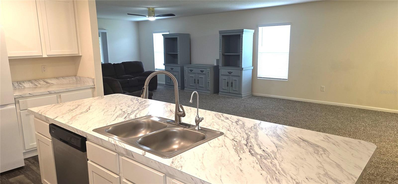 16 Pinnacle Pl Property Photo 8