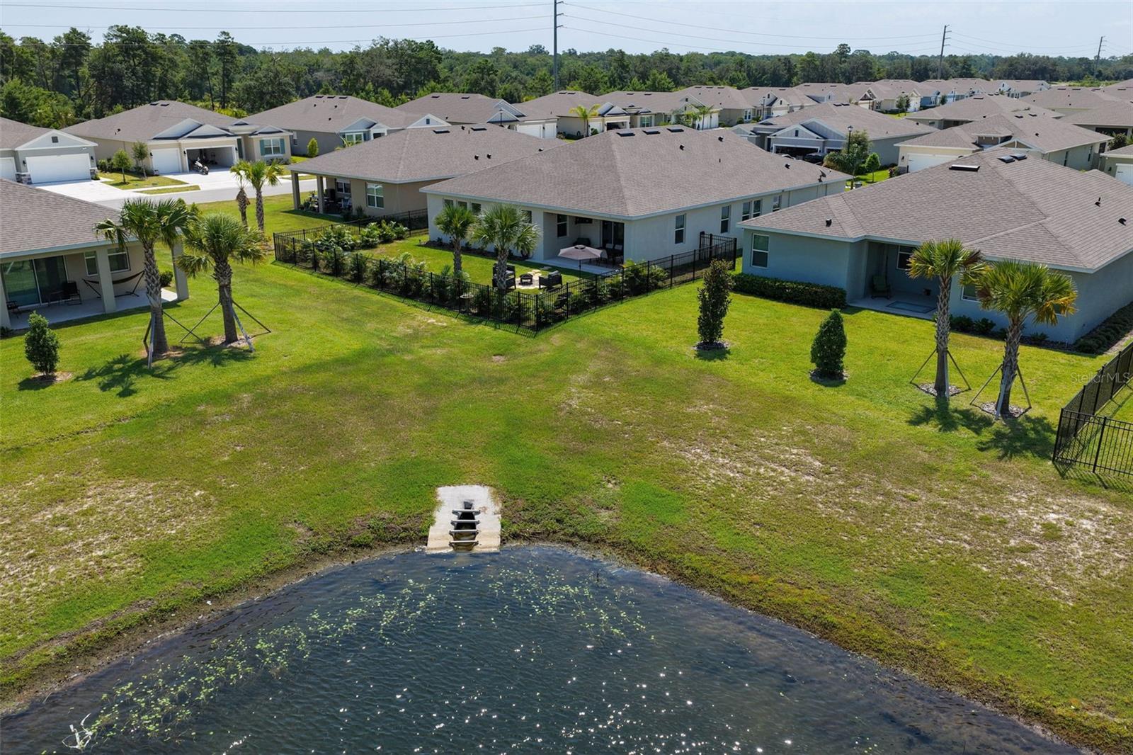 345 E Merimont Ln Property Photo 83