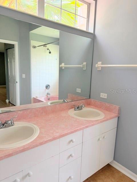 20 Palm Ln Property Photo 9