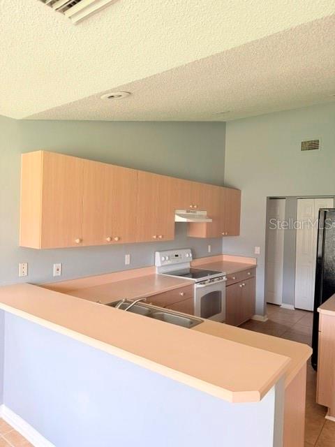20 Palm Ln Property Photo 14