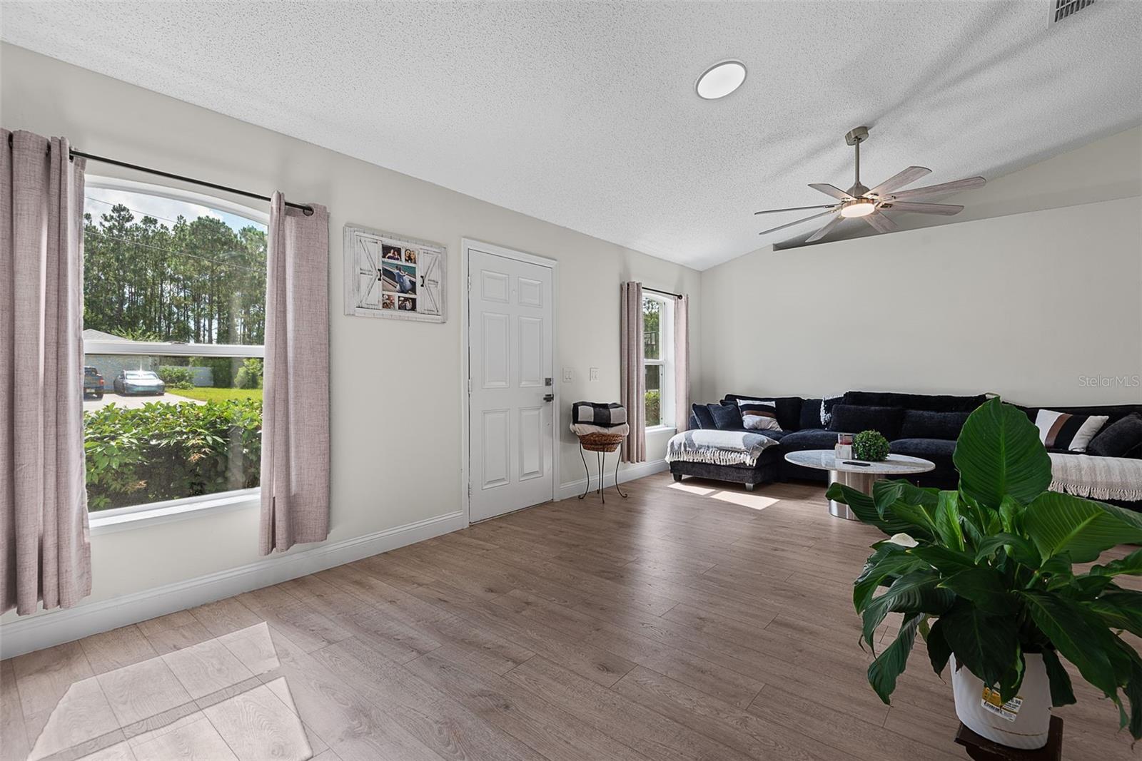 24 Sedgwick Trl Property Photo 8