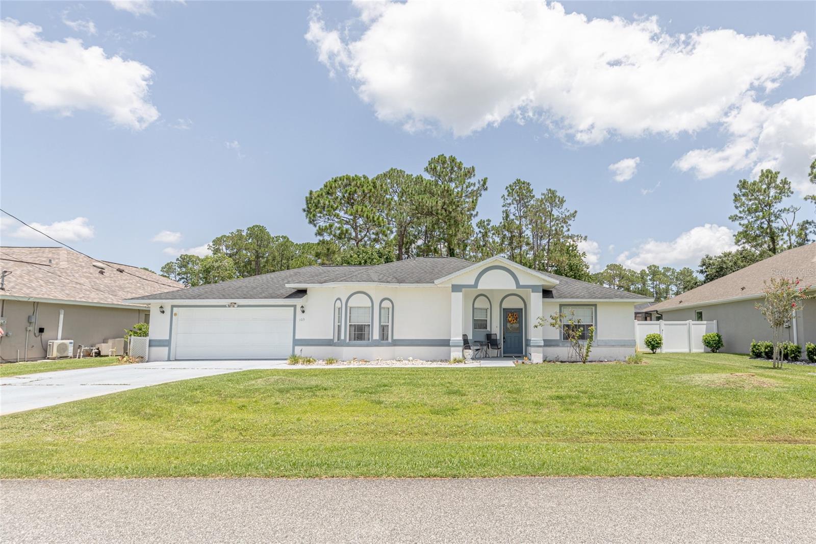 103 EASTWOOD DR Property Photo 1