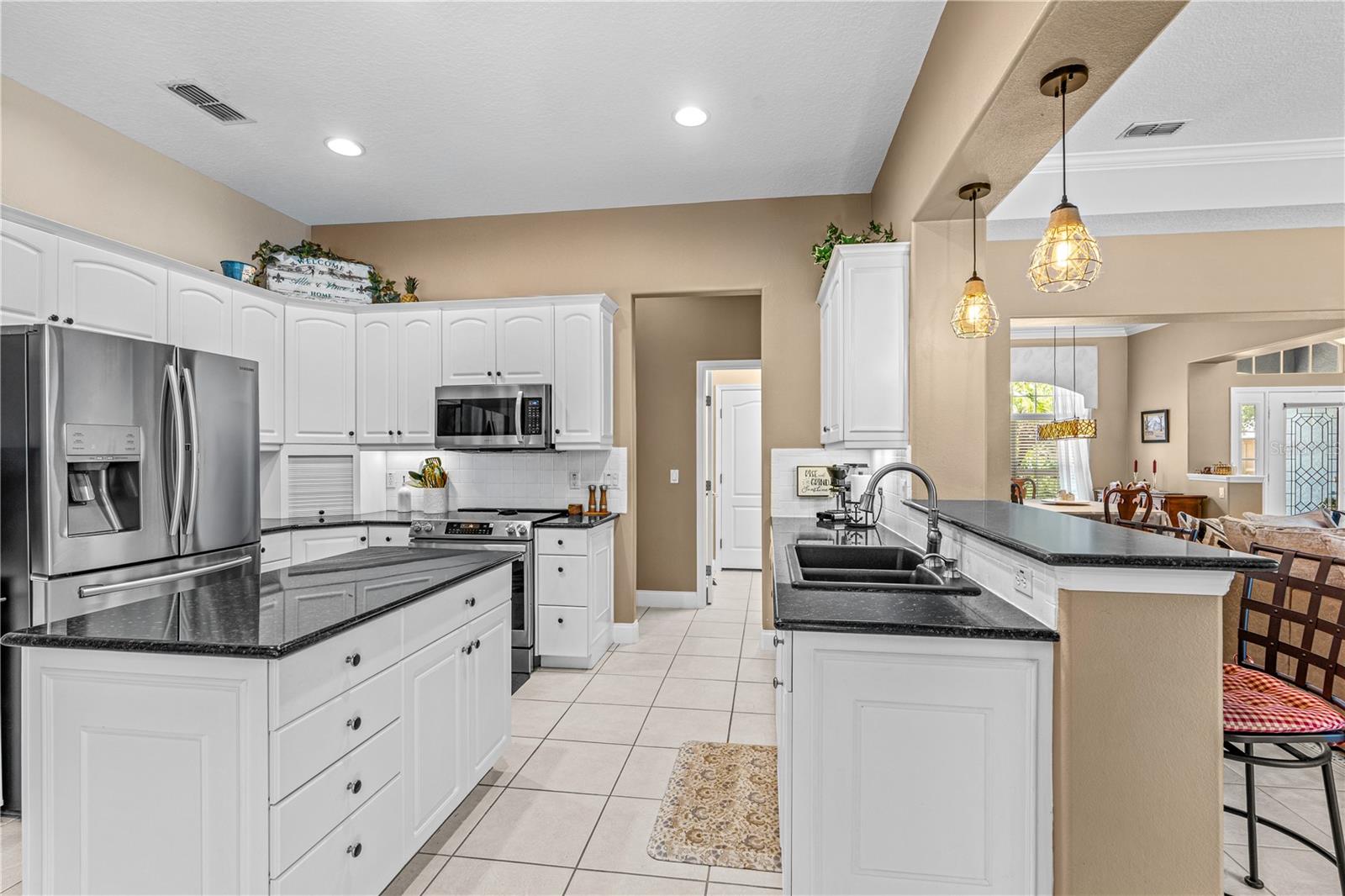 3412 Rexford Cir Property Photo 25