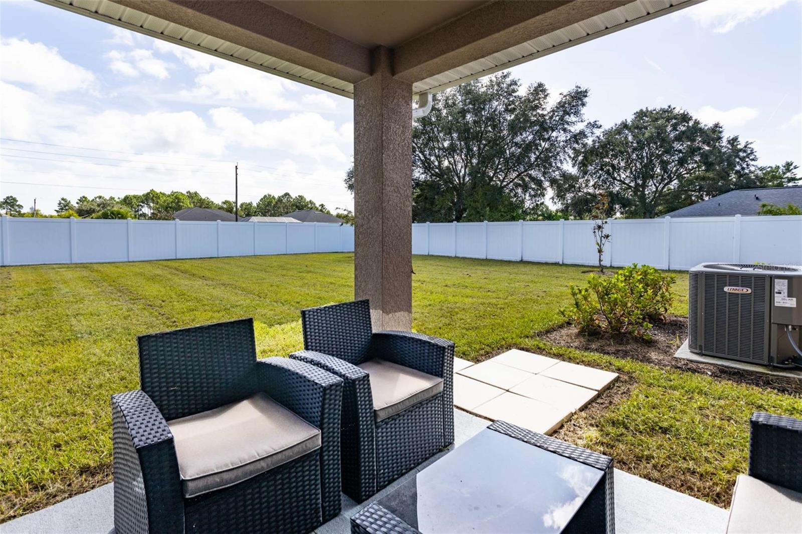 43 Freeland Property Photo 24