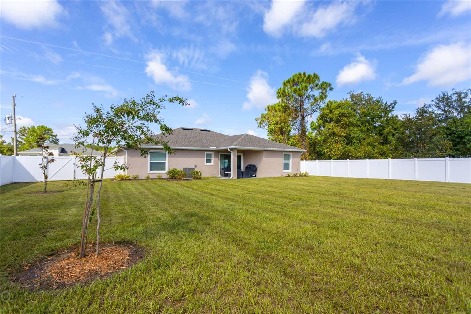 43 Freeland Property Photo 30