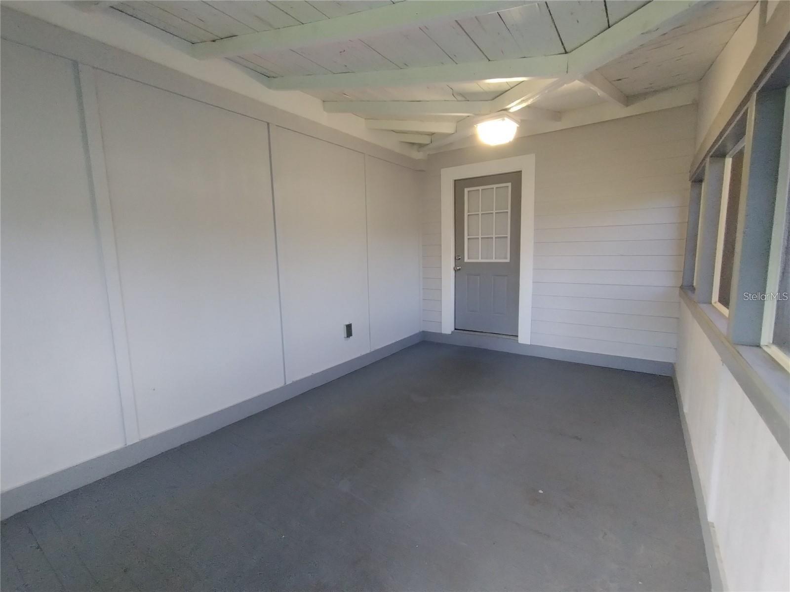 100 S Stone St #a Property Photo 3