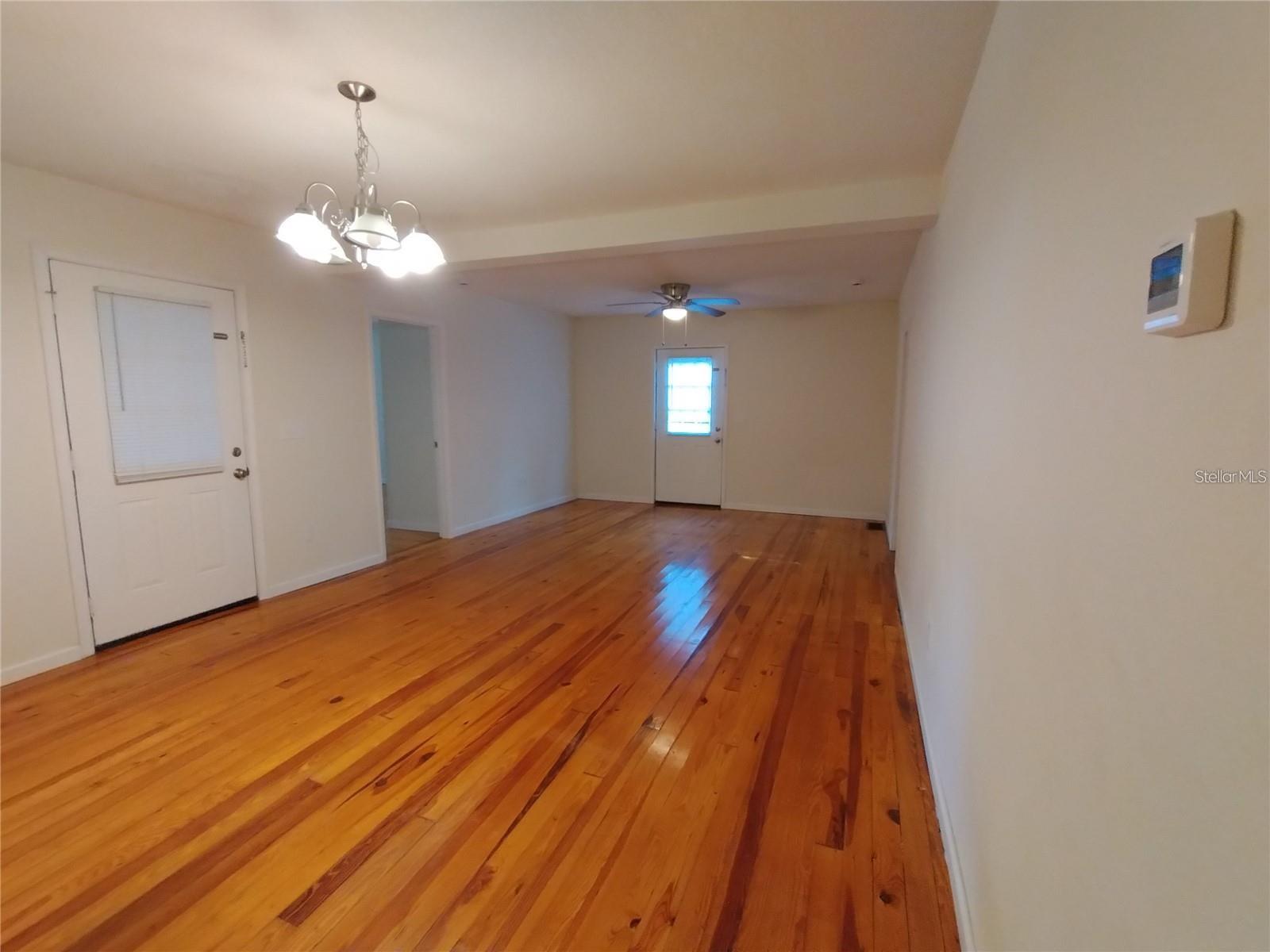 100 S Stone St #a Property Photo 10