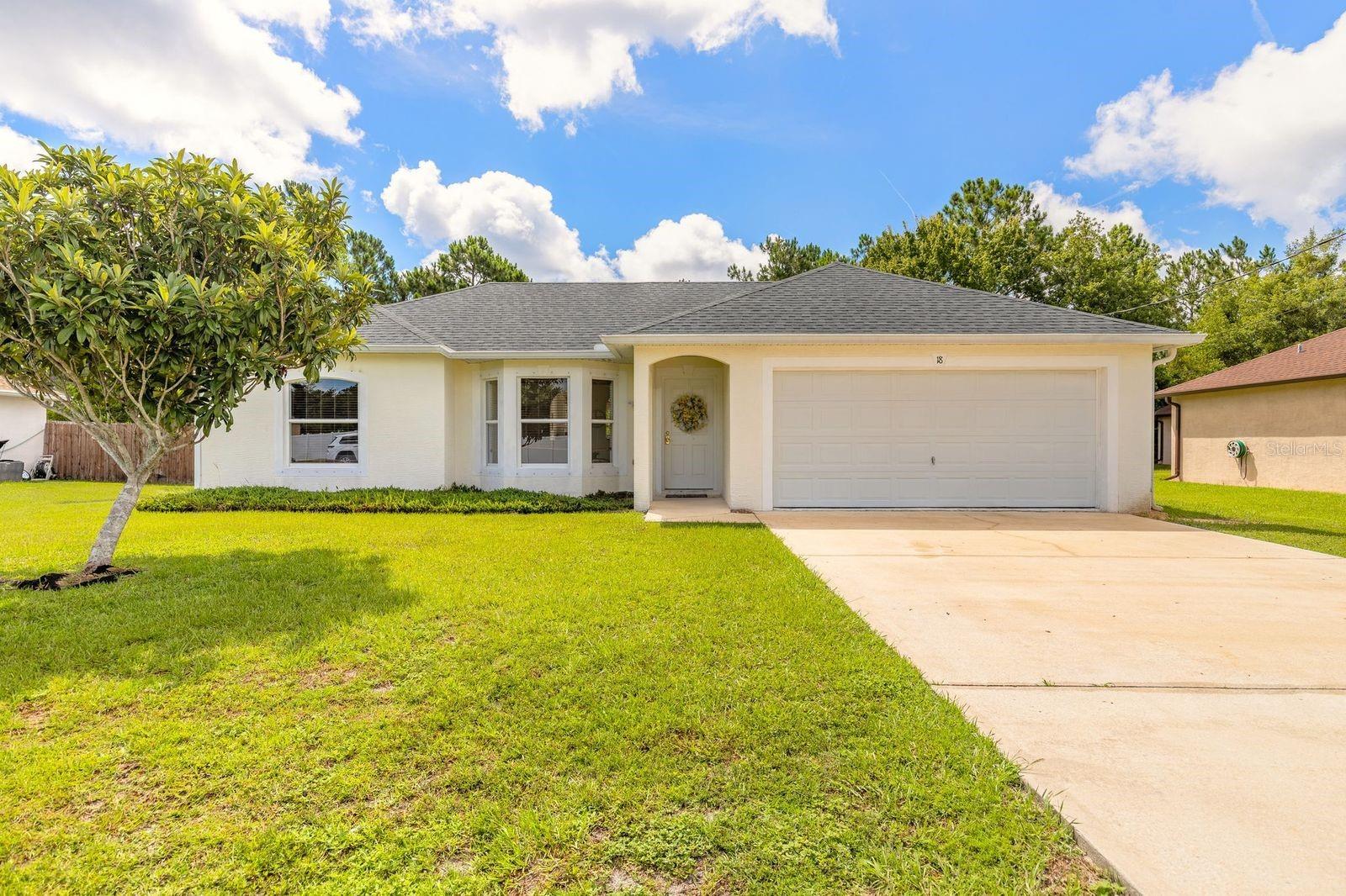 18 Lee Dr Property Photo 1