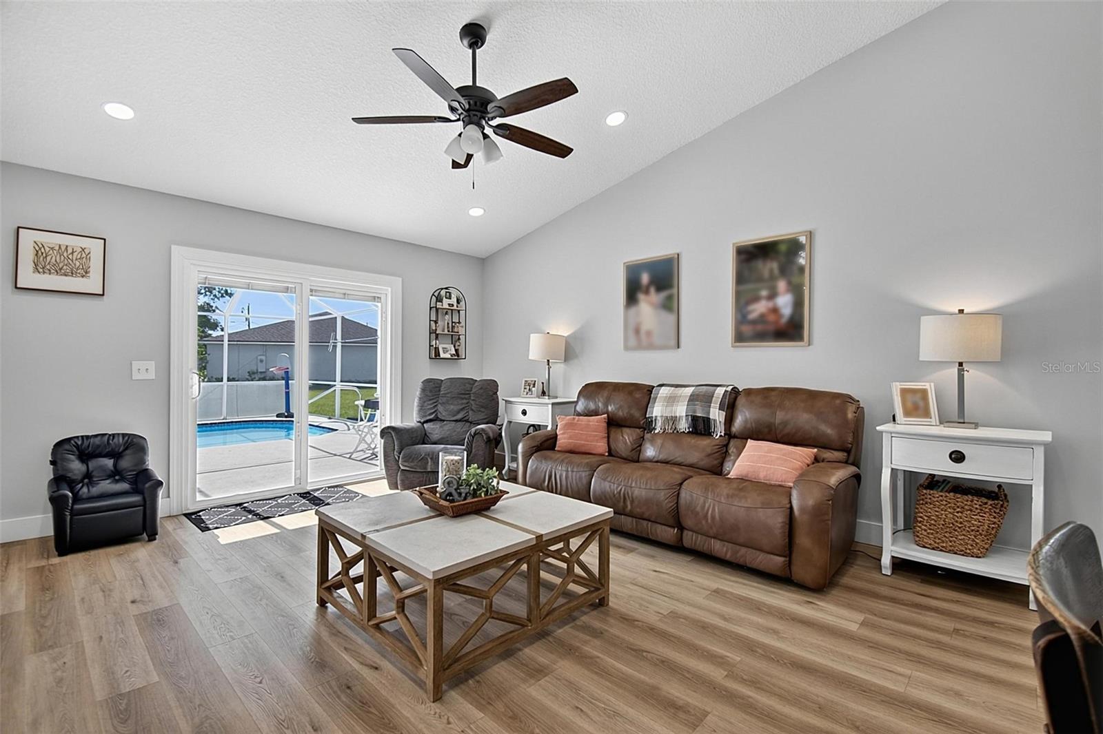 1 Round Tree Dr Property Photo 13