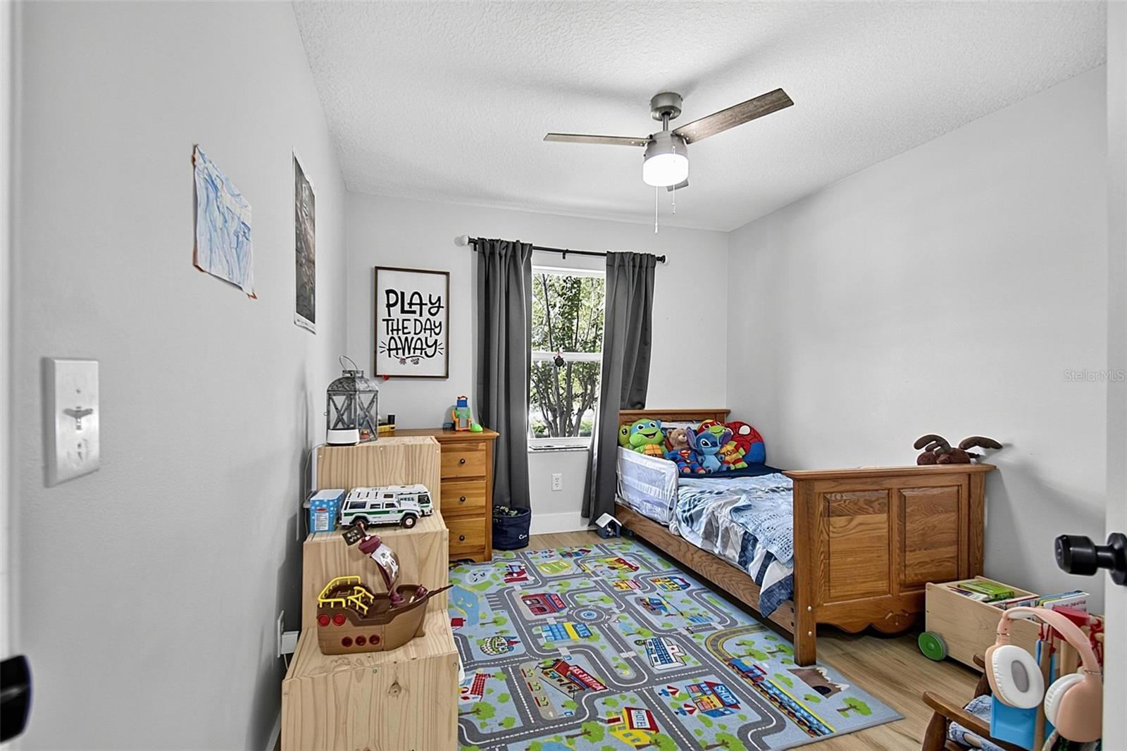 1 Round Tree Dr Property Photo 37