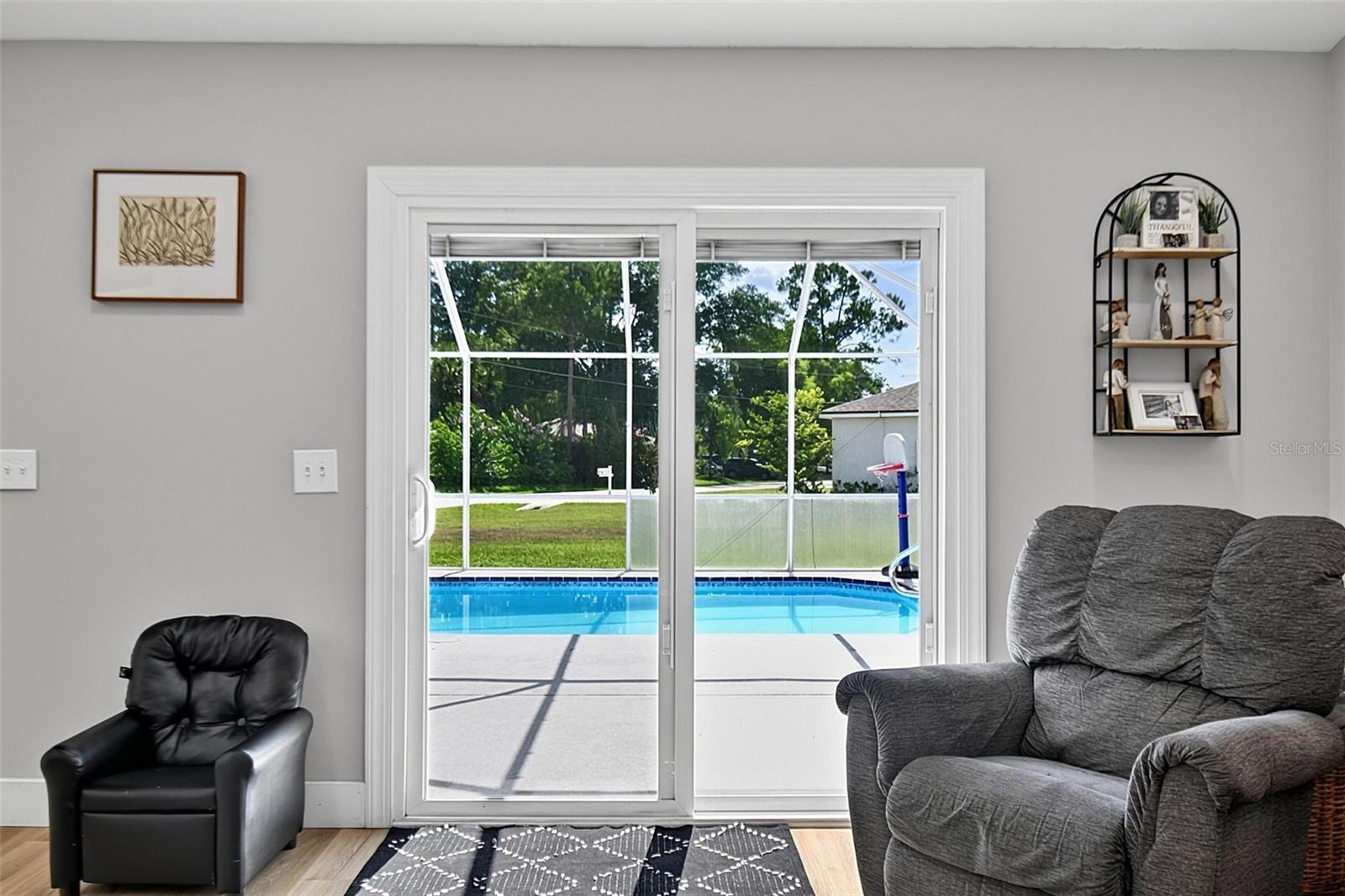 1 Round Tree Dr Property Photo 41