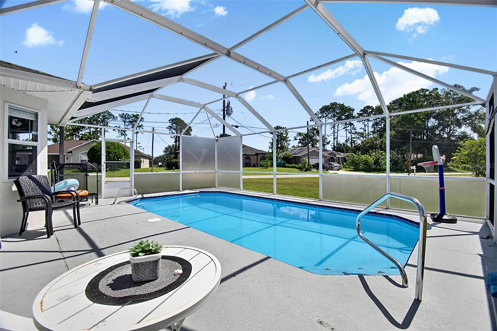 1 Round Tree Dr Property Photo 43