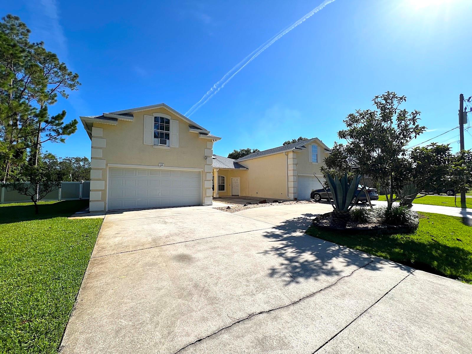 20 Regis Ln #a Property Photo 3