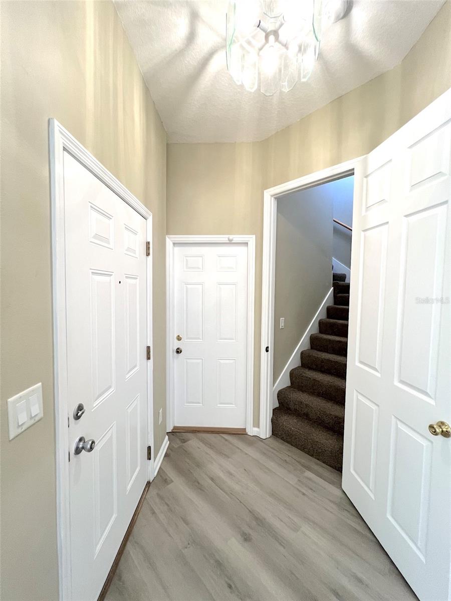 20 Regis Ln #a Property Photo 27