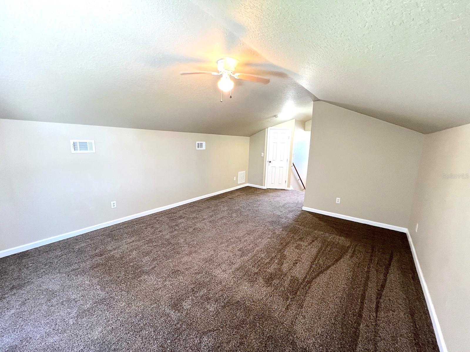 20 Regis Ln #a Property Photo 32