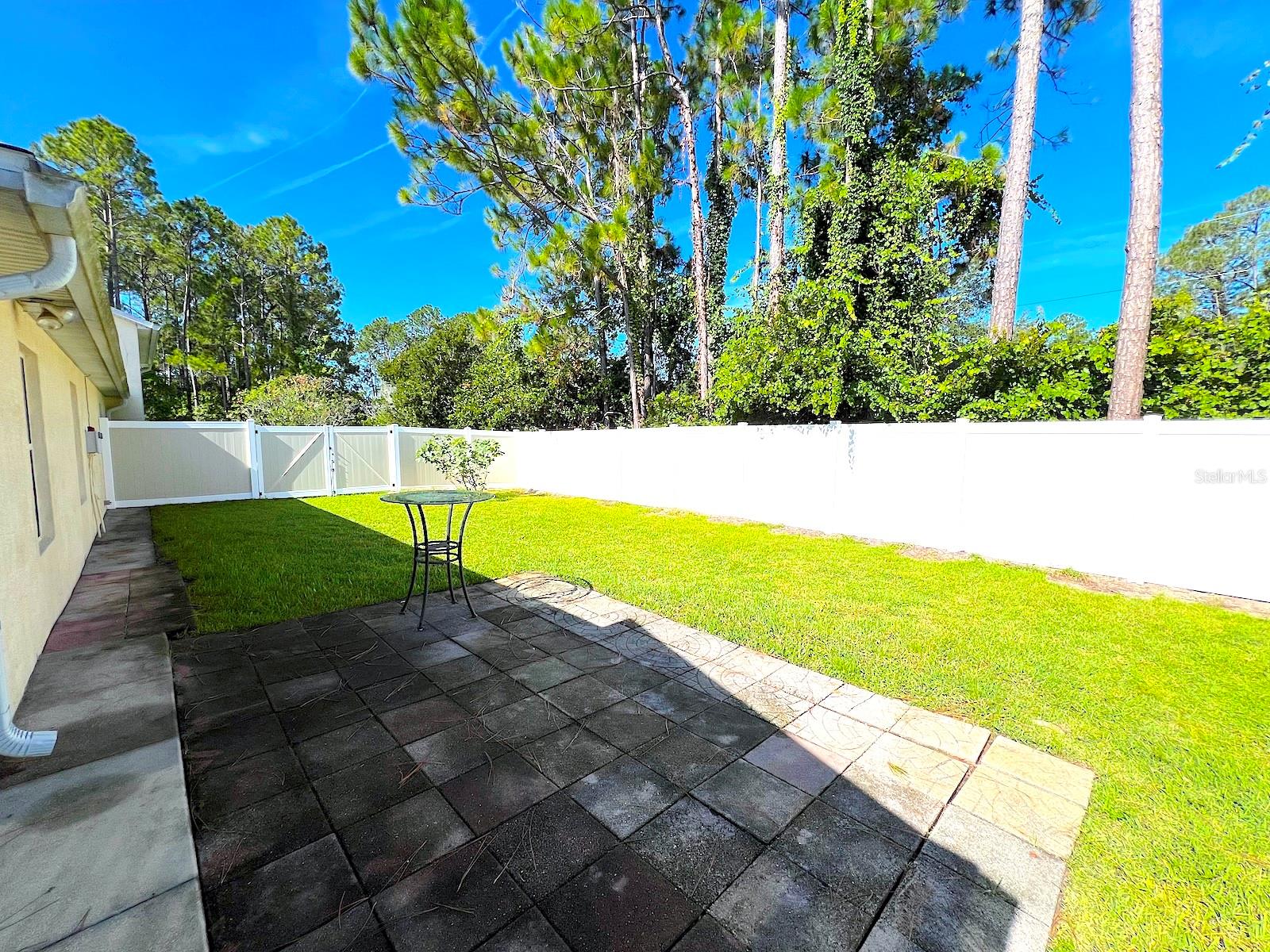 20 Regis Ln #a Property Photo 39