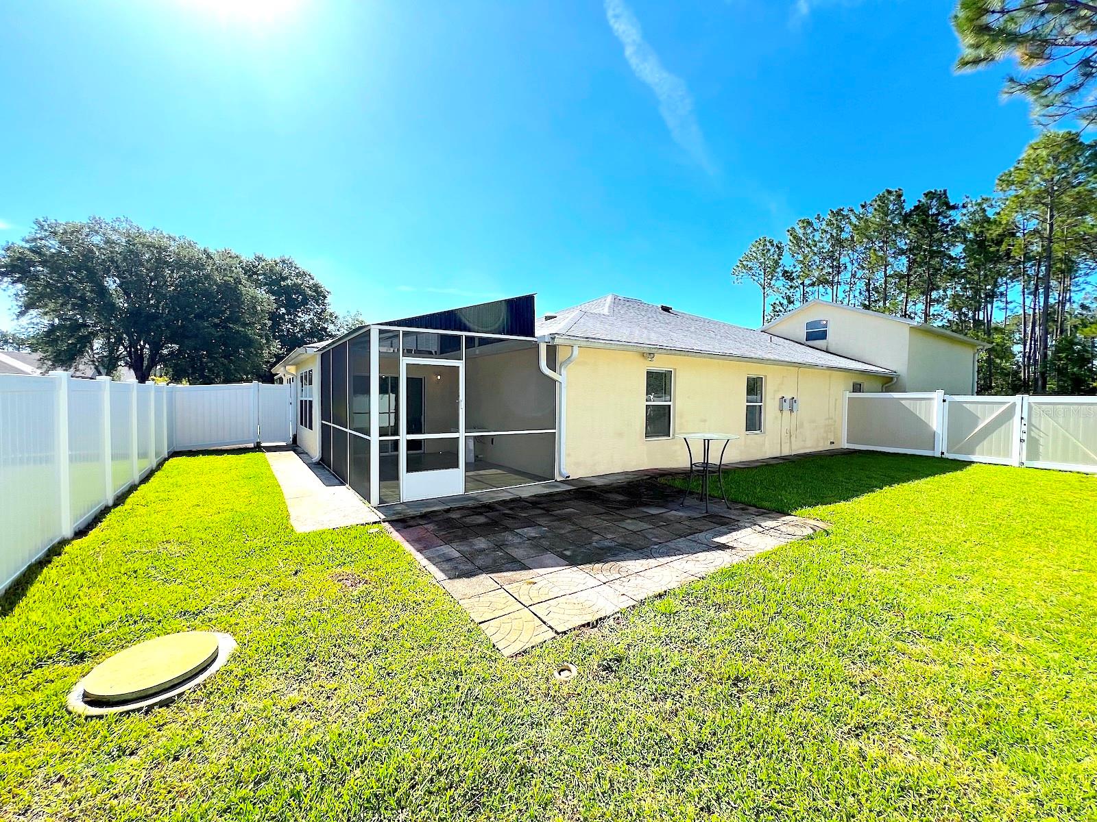 20 Regis Ln #a Property Photo 40