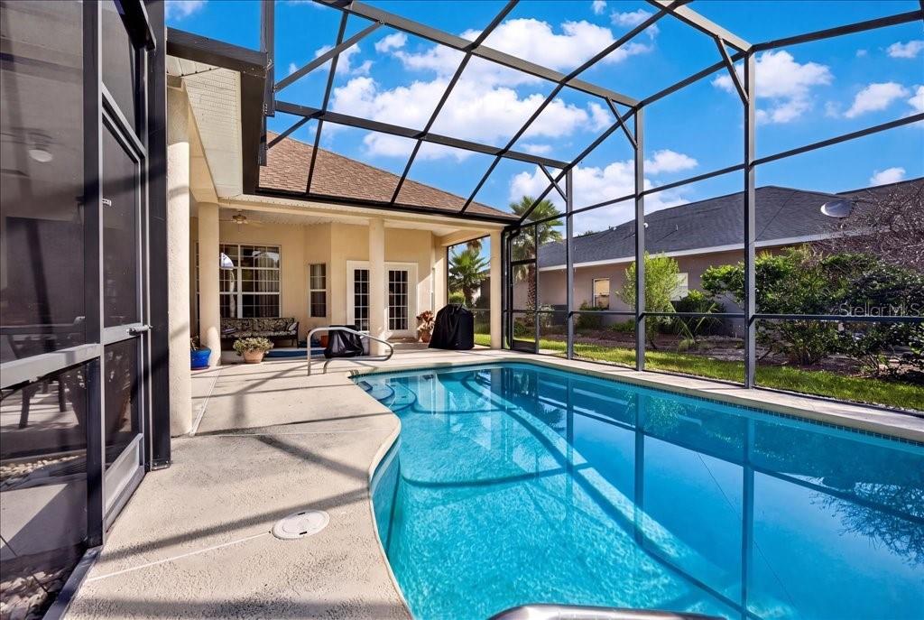 10 Beachside Dr Property Photo 2