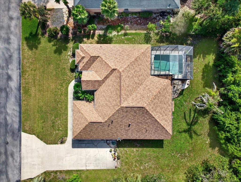 10 Beachside Dr Property Photo 3