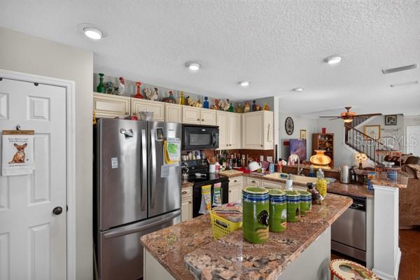 541 Cabernet Property Photo 15