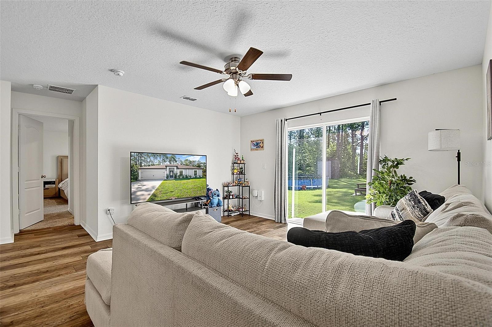 70 Pebble Beach Dr Property Photo 18