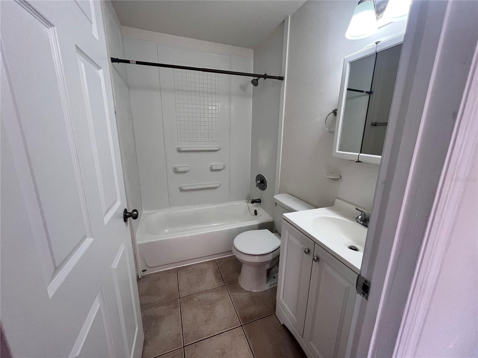 4 Prospect Ln #a Property Photo 6