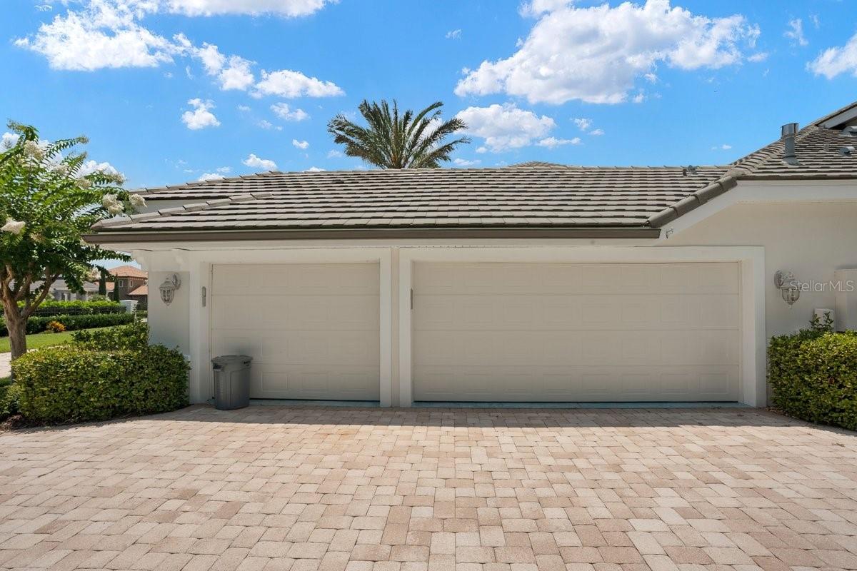 1342 Redbourne Ln Property Photo 6