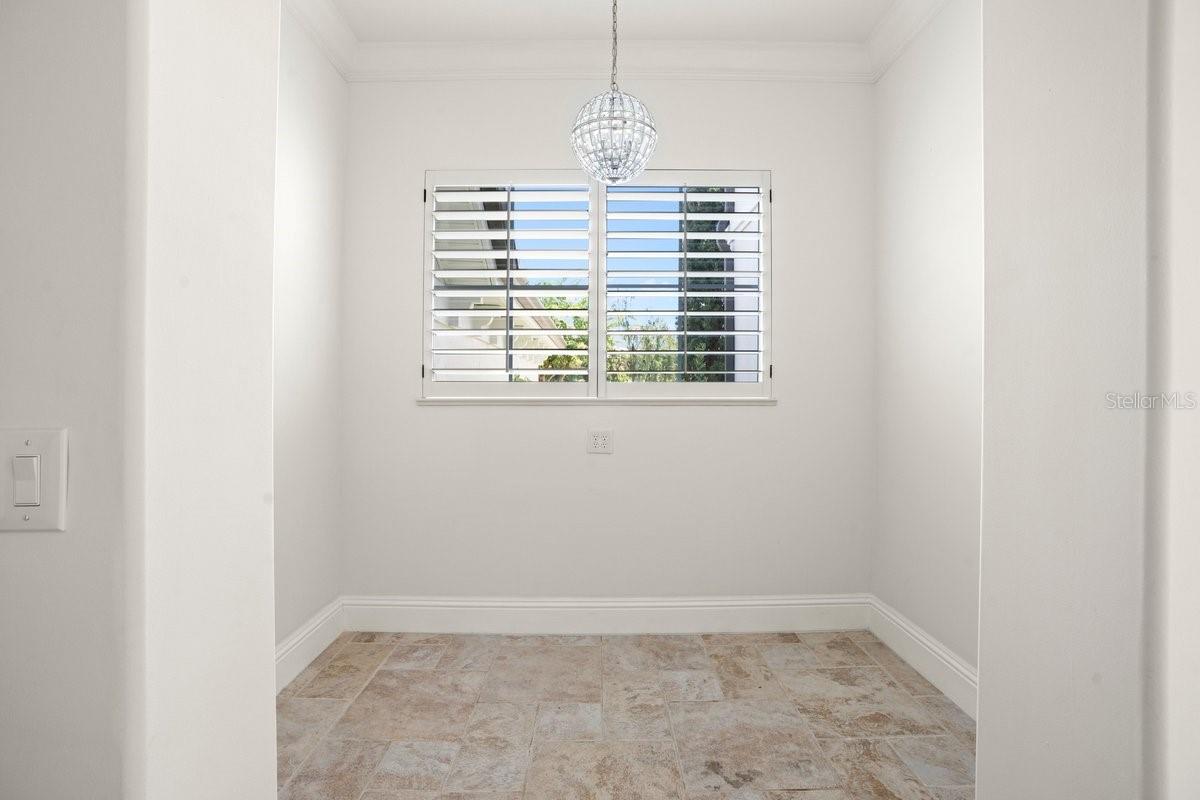 1342 Redbourne Ln Property Photo 39