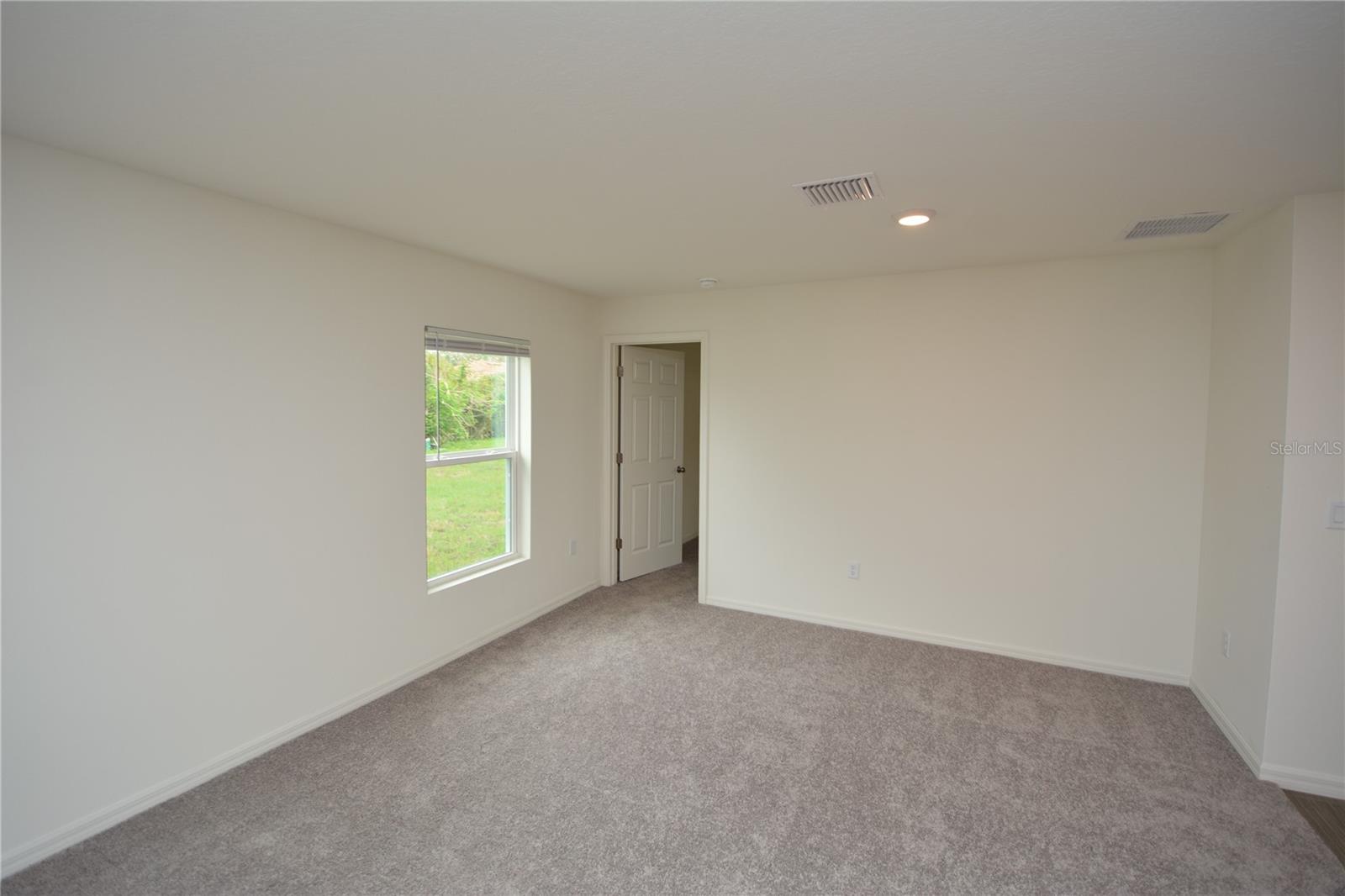 38 Baltimore Ln Property Photo 15