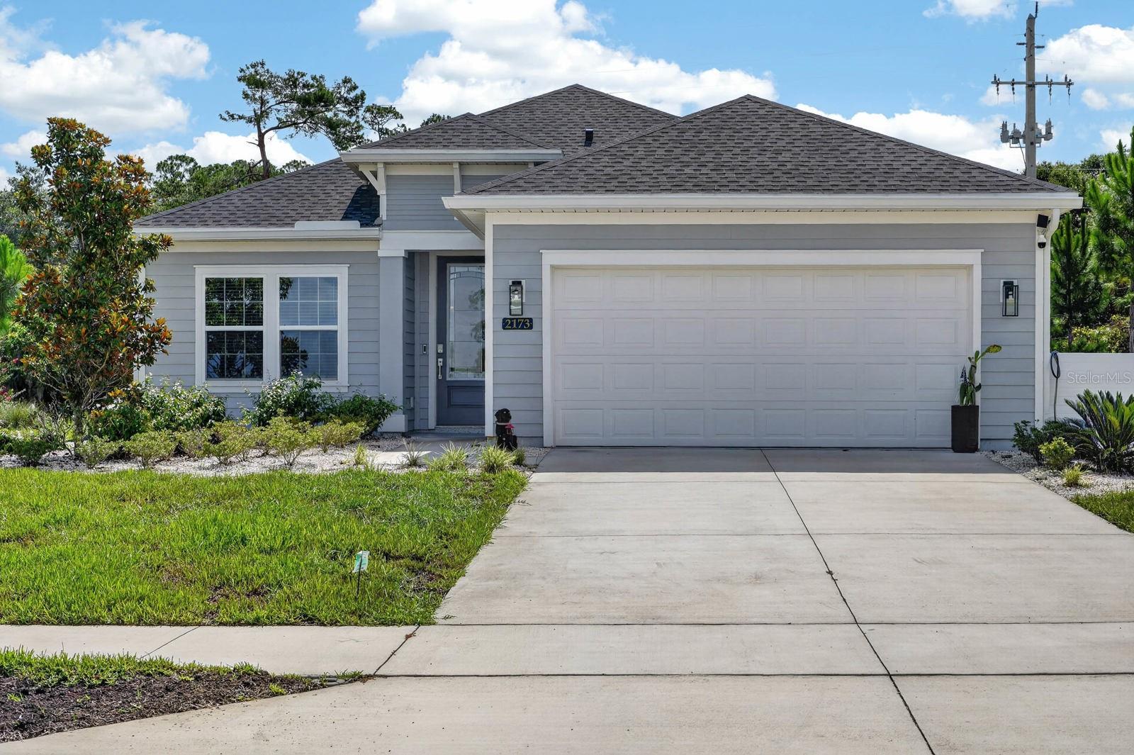 2173 Raglan Cir Property Photo 2