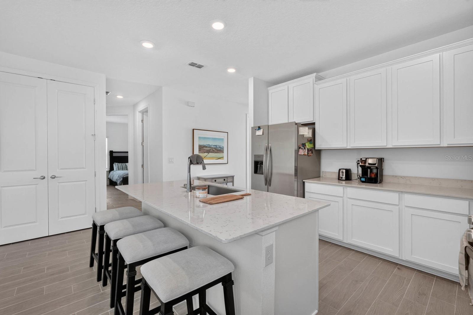2173 Raglan Cir Property Photo 14