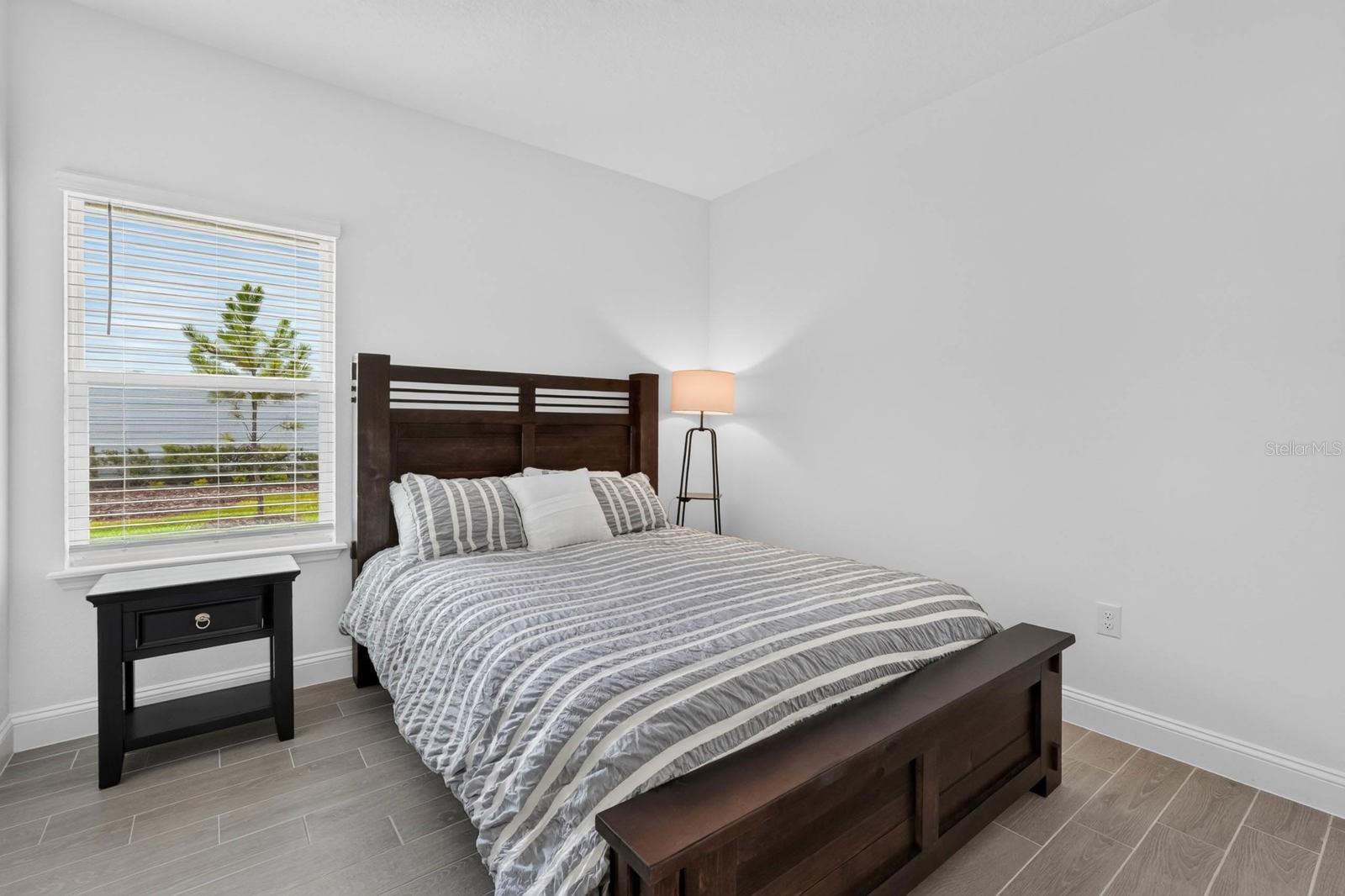 2173 Raglan Cir Property Photo 24