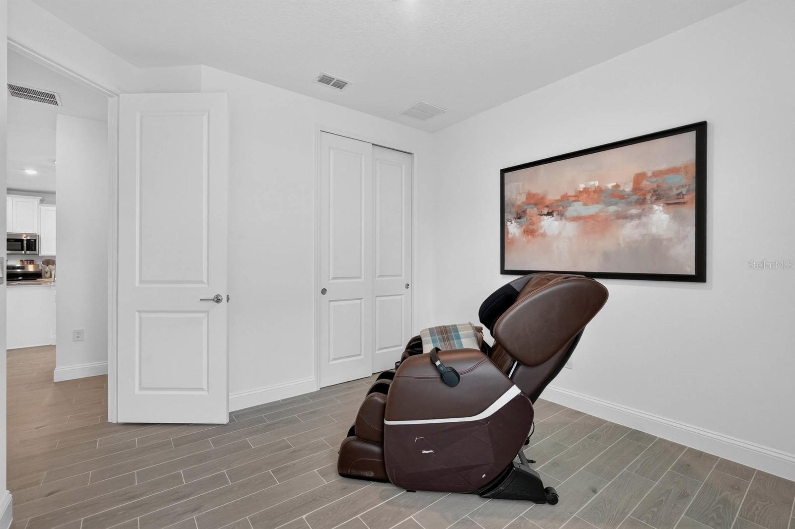 2173 Raglan Cir Property Photo 29